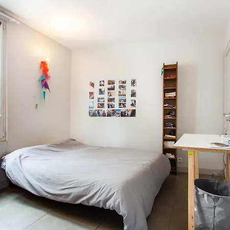 Small Fully Furnished Studio Near Montparnasse Train Station Apartment *